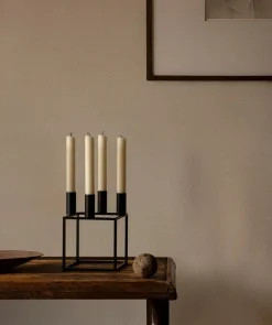 Audo Copenhagen Kubus 4 Lysestage, ivory fra><noscript><img width=