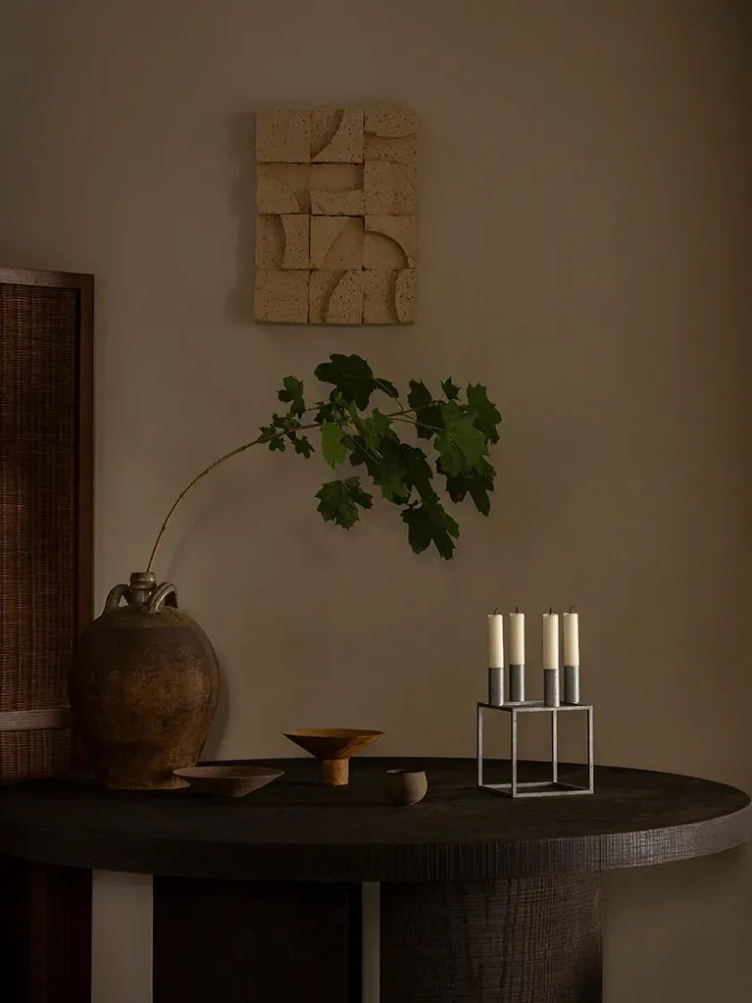 Audo Copenhagen Kubus 4 Lysestage, zink fra> Adventsstager|Lysestager