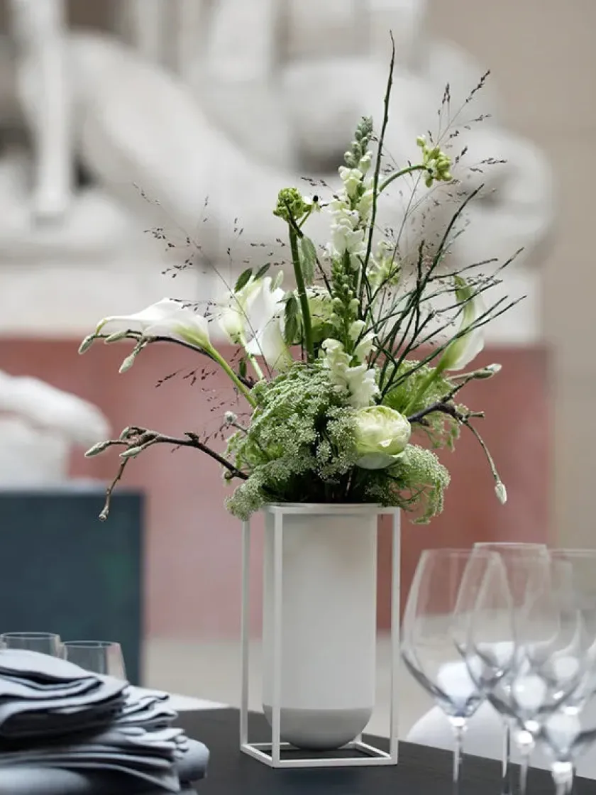 Audo Copenhagen Kubus Vase Lolo, sort fra> Vaser