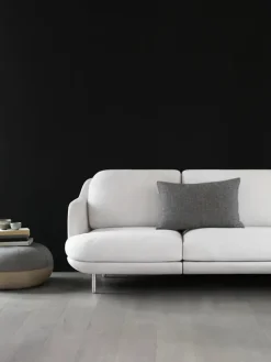 Fritz Hansen Lune Sofa af Jaime Hayon><noscript><img width=