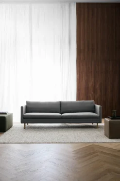 Mogens Hansen MH276 4 pers. sofa i Baltique anilinlæder fra><noscript><img width=