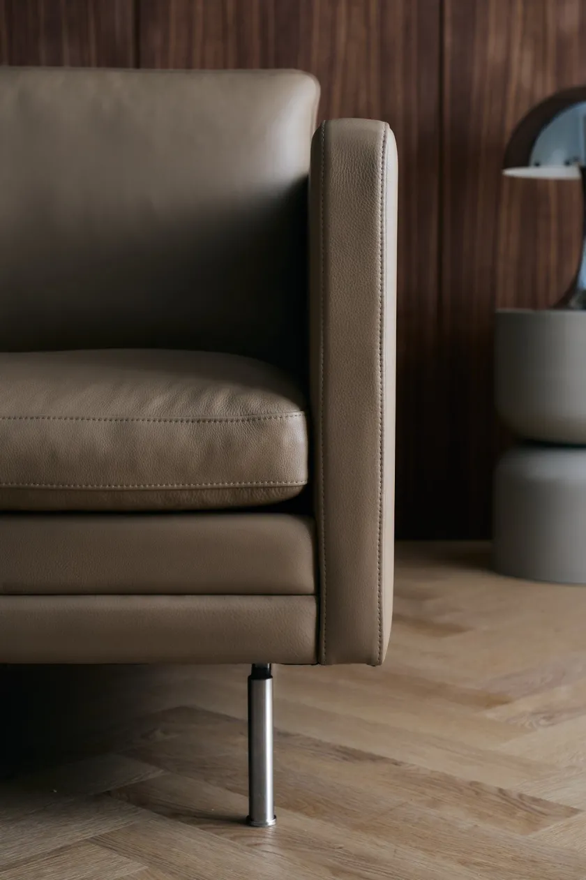 Mogens Hansen MH276 4 pers. sofa i Baltique anilinlæder fra> Sofaer