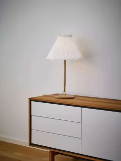 Le Klint Model 328 Bordlampe, eg fra> Spots