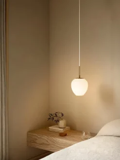 Carl Hansen & Søn MT221 Tulip Pendel, Ø17 fra><noscript><img width=