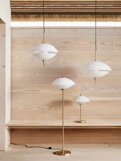 Fritz Hansen Musling Gulvlampe fra><noscript><img width=