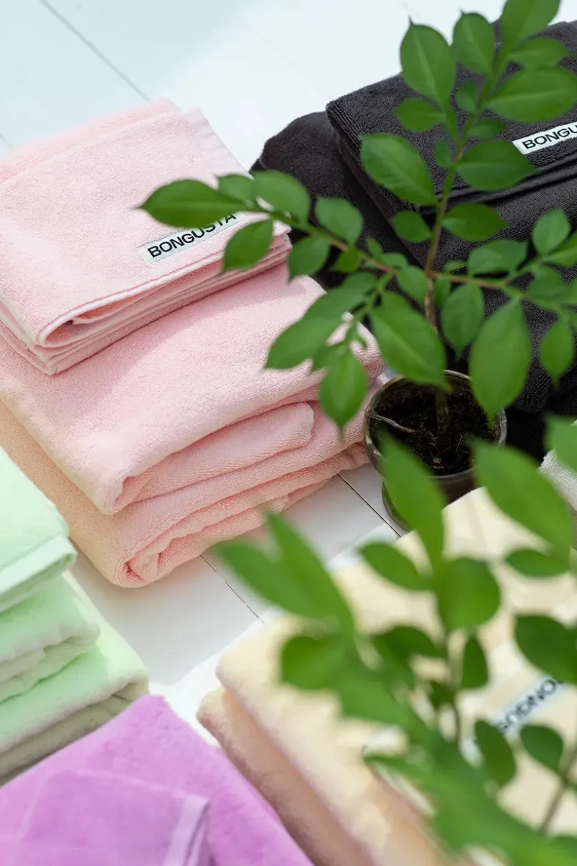 Bongusta Naram towel - Moonbeam fra> Gaver Til Ham|Gaver Til Hende
