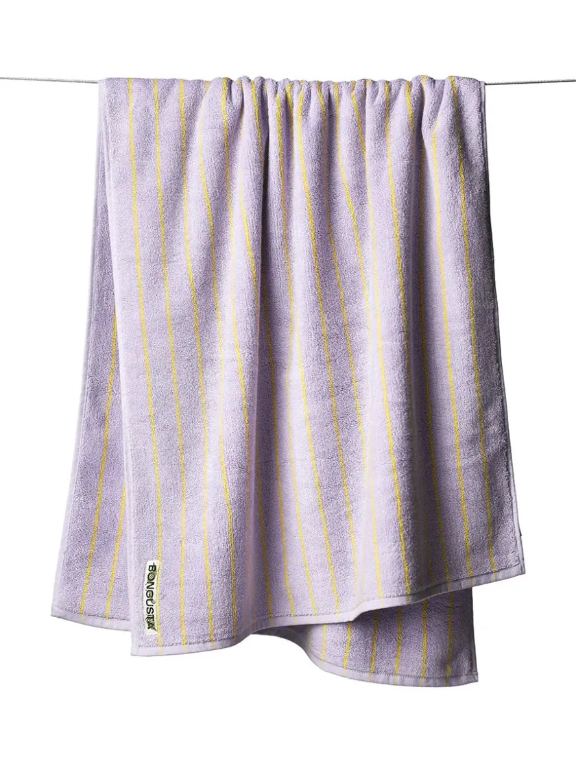 Bongusta Naram towel - Soft Fuchsia fra> Badeværelsestekstiler
