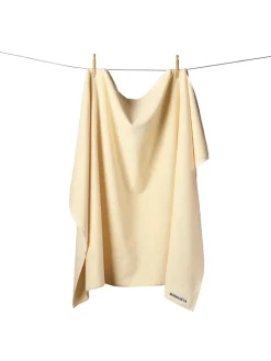 Bongusta Naram towel - Soft Fuchsia fra><noscript><img width=
