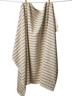 Bongusta Naram towel - Soft Fuchsia fra><noscript><img width=