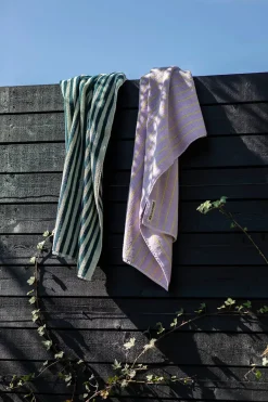 Bongusta Naram towel - Soft Fuchsia fra><noscript><img width=