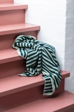 Bongusta Naram towel - Soft Fuchsia fra><noscript><img width=