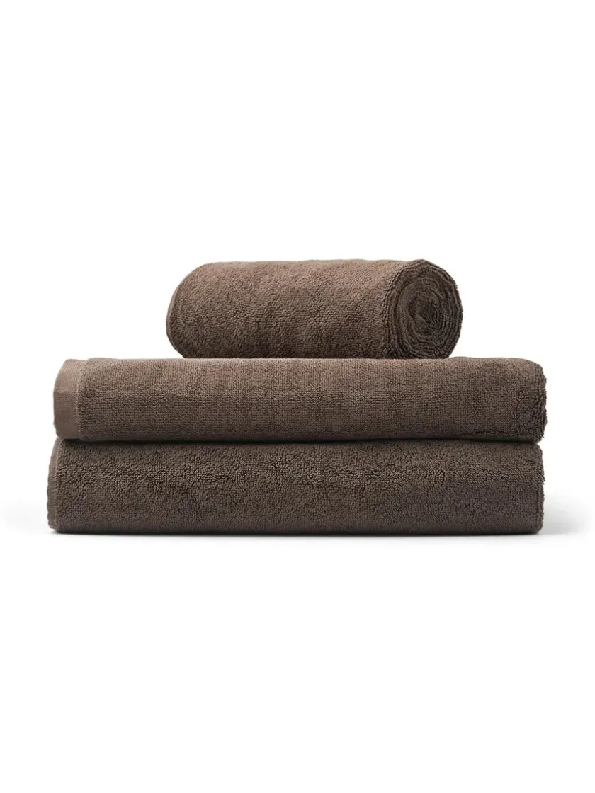 Bongusta Naram towel - Soft Fuchsia fra> Badeværelsestekstiler