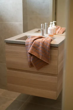 Bongusta Naram towel - Soft Fuchsia fra><noscript><img width=