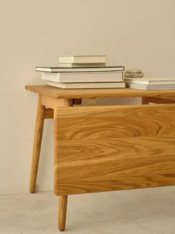 Carl Hansen & Søn ND55 sofabord, valnød olie af Nanna Ditzel><noscript><img width=