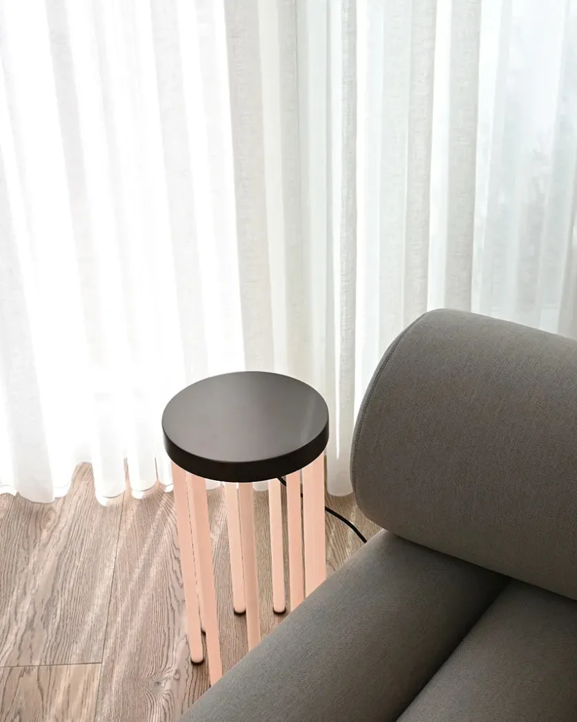 101 Copenhagen Neon Side Table, bronze fra> Sideborde Og Små Borde