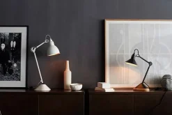 Lampe Gras Nr. 205 bordlampe fra><noscript><img width=