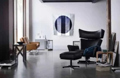 Fritz Hansen Oksen Lænestol af Arne Jacobsen><noscript><img width=