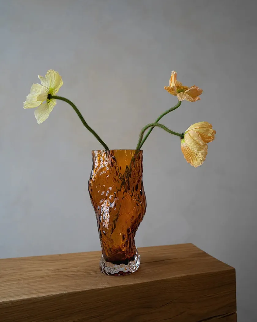 Hein Studio Ostrea Vase, midnight blue fra> Gaver Til Hende|Vaser