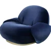 GUBI Pacha Lounge Chair w. armrest, fra> Lænestole