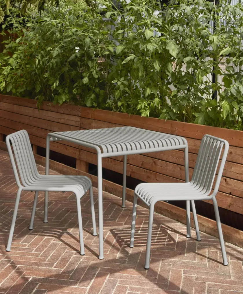 HAY Palissade Chair, Deep Blue fra> Havestole