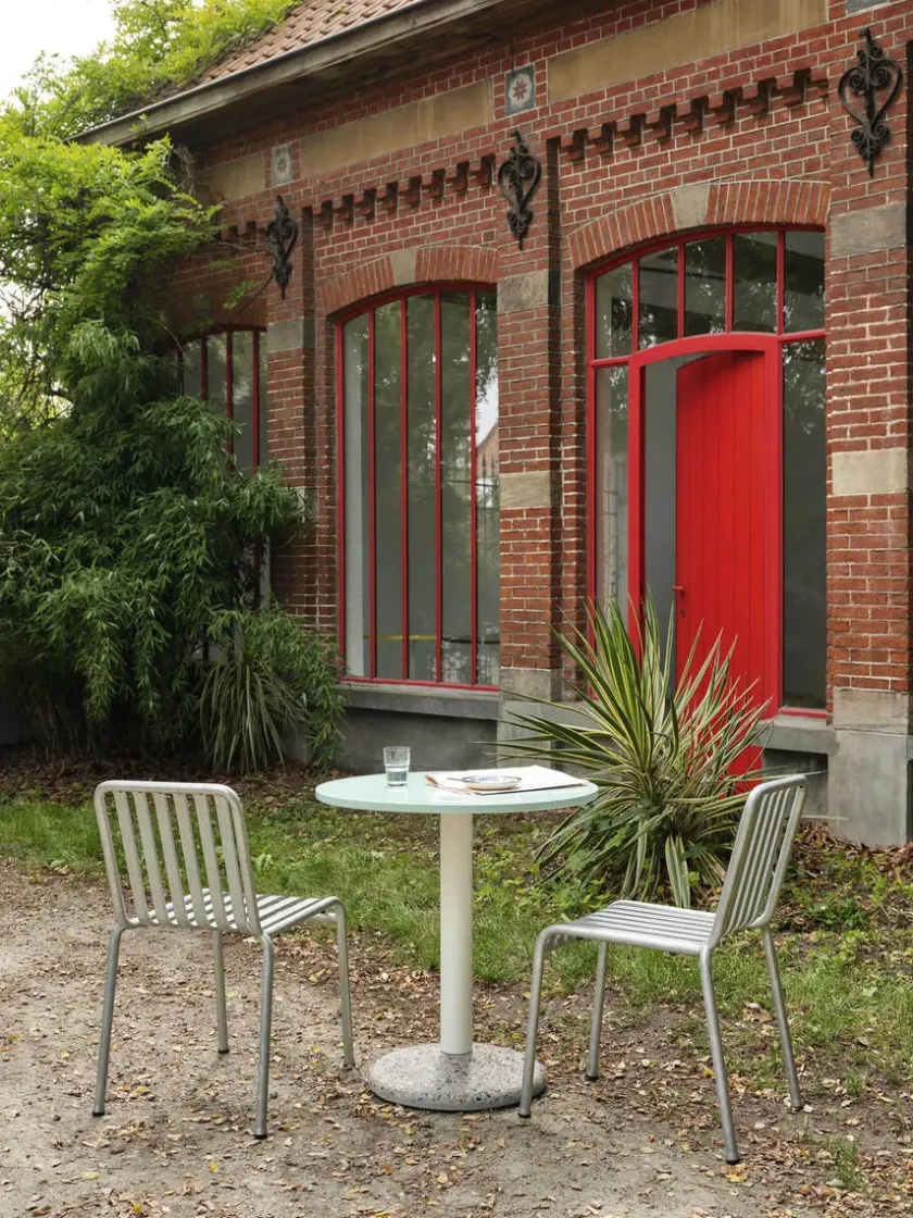 HAY Palissade Chair, Deep Blue fra> Havestole