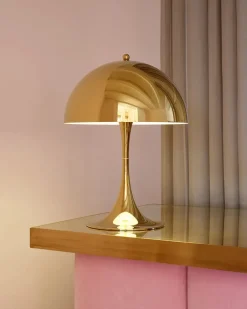 Louis Poulsen Panthella 320 bordlampe, messing af Verner Panton> Spots