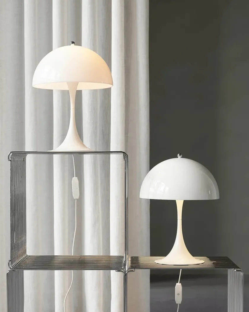 Louis Poulsen Panthella 250 bordlampe, opal af Verner Panton> Spots