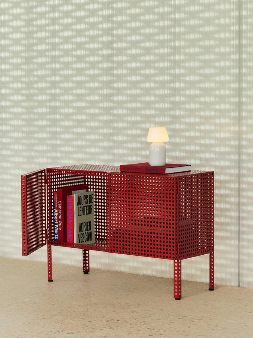 HAY Perforated Cabinet Floor, Medium fra> Skænke
