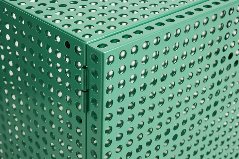 HAY Perforated Cabinet Floor, Medium fra> Skænke