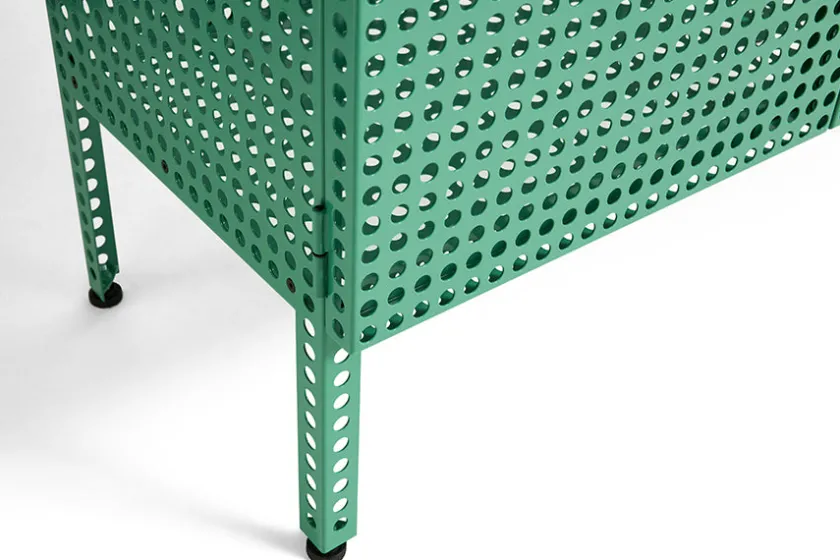 HAY Perforated Cabinet Floor, Medium fra> Skænke