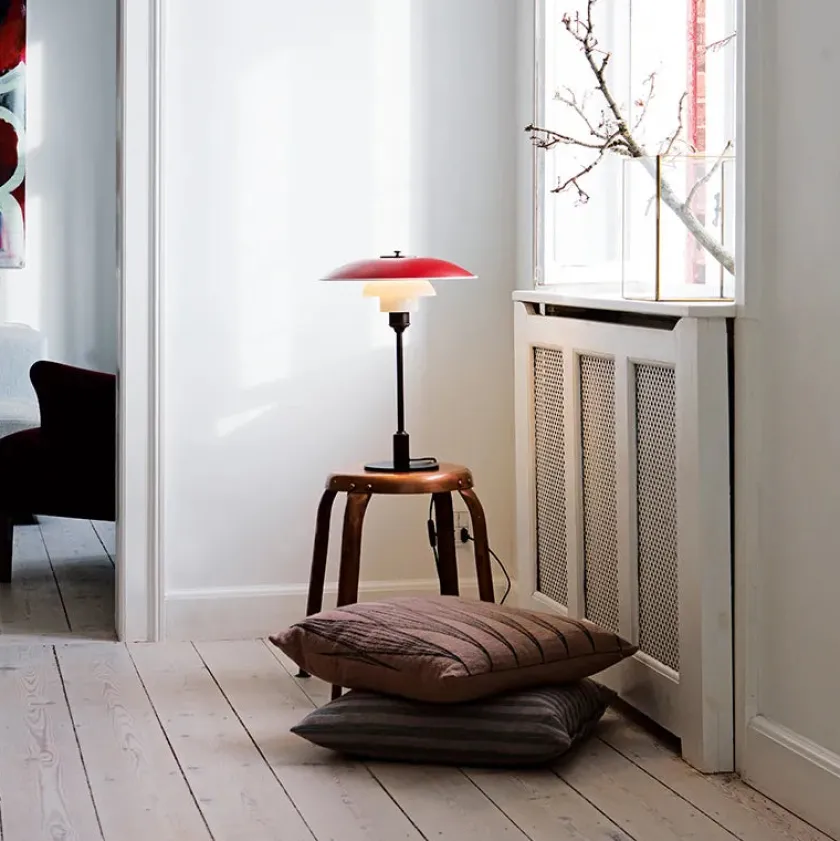 Louis Poulsen PH 3½-2½ Bordlampe, gul af Poul Henningsen> Spots