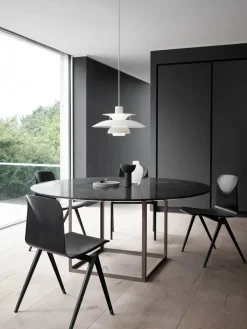 Louis Poulsen PH 5 pendel, monokrom af Poul Henningsen><noscript><img width=
