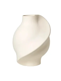 Louise Roe Pirout Vase 01, ceramic fra><noscript><img width=