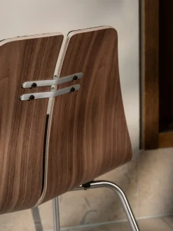 Fritz Hansen PK23 forsidepolstret, Walnut af Poul Kjærholm><noscript><img width=