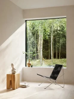 Fritz Hansen PK4 Loungestol i sort, stålstel af Poul Kjærholm><noscript><img width=