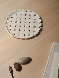 Ferm Living Plait Platter fra> Service