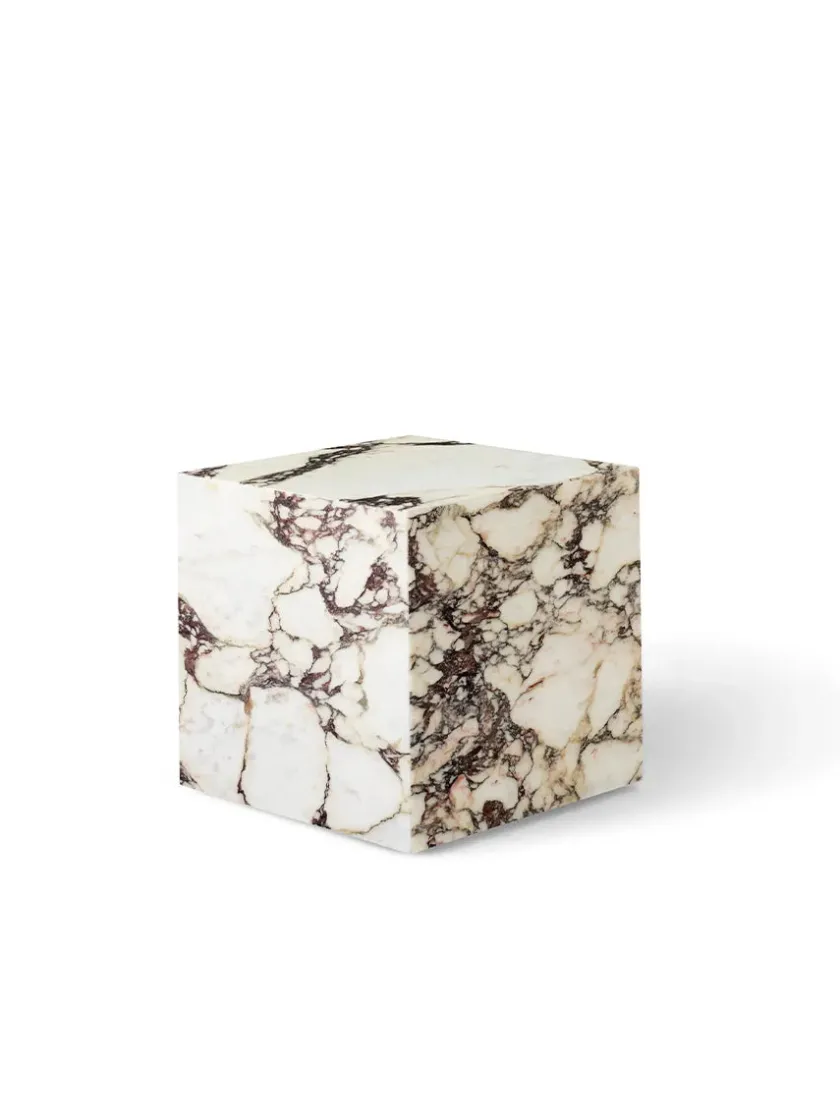 Audo Copenhagen Plinth Cubic, grey galaxy marble fra> Sideborde Og Små Borde