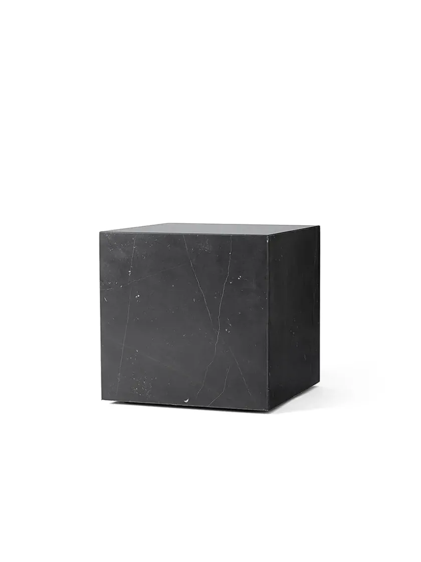 Audo Copenhagen Plinth Cubic, grey galaxy marble fra> Sideborde Og Små Borde