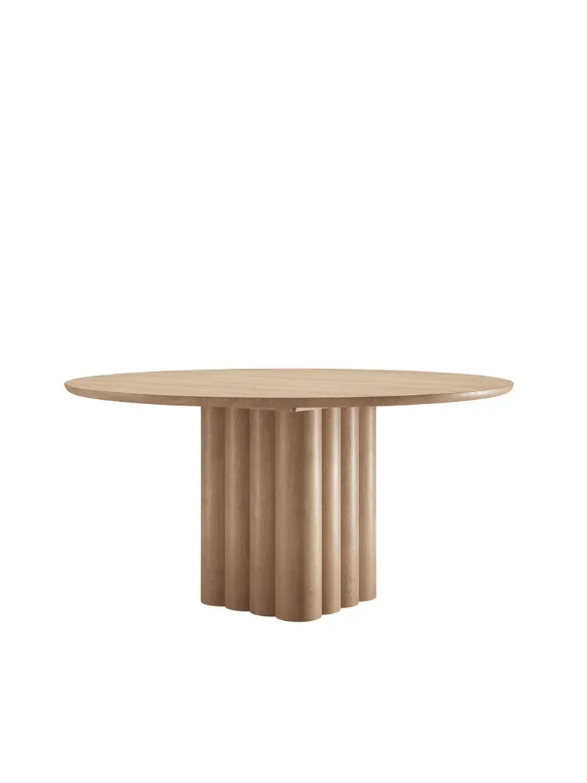 DK3 Plush Table Round fra> Spiseborde
