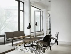 Vitra Plywood Group LCW, valnød fra><noscript><img width=