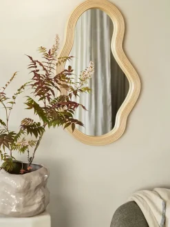 Ferm Living Pond Mirror Medium, rattan fra> Spejle