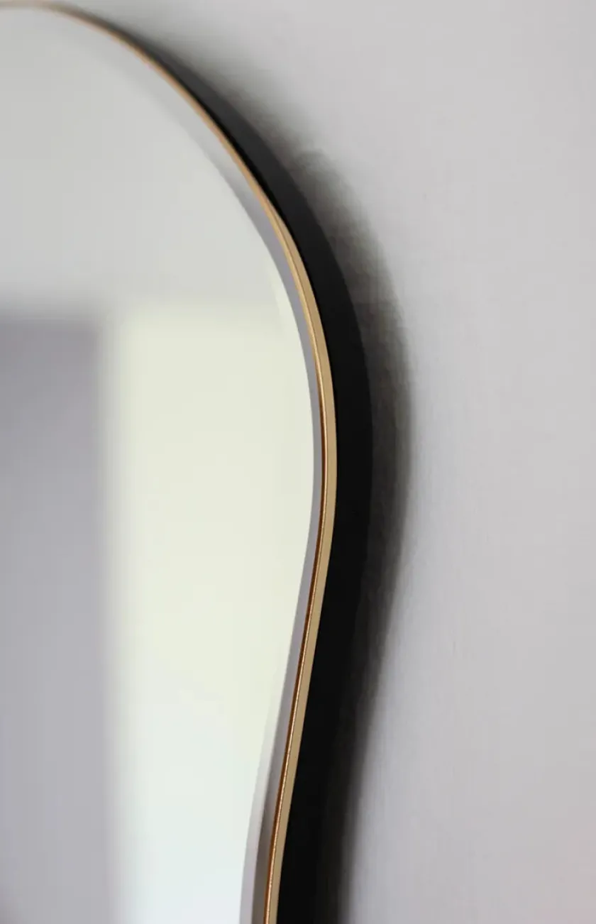 Ferm Living Pond Mirror stor, Dark Chrome fra> Gaver Til Hende|Spejle