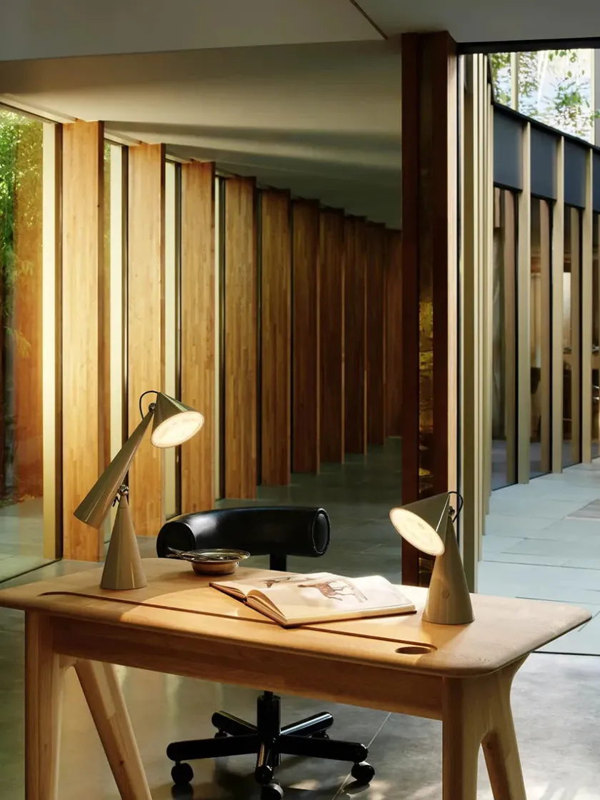 Tom Dixon Pose Portable Bordlampe fra> Portable Lamper|Spots