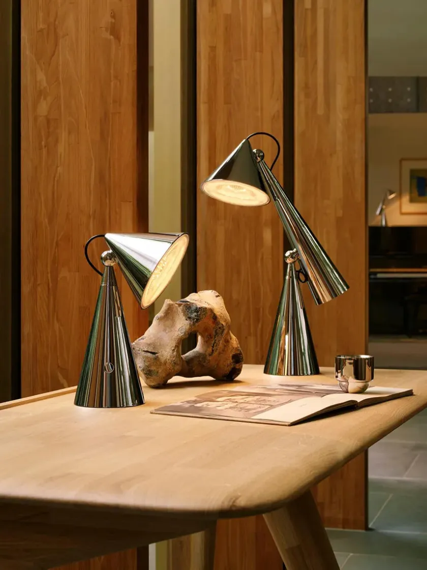Tom Dixon Pose Task LED Bordlampe fra> Spots|Skrivebordslamper