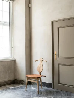 PP Møbler PP250 Jakkens Hvile af Hans J. Wegner><noscript><img width=