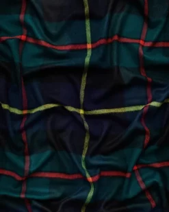 Magniberg Queen blanket - Volvo blue tartan fra><noscript><img width=
