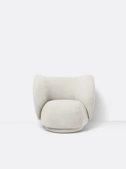 Ferm Living Rico Lounge Chair, bouclé i off-white fra> Lænestole