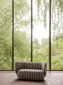 Ferm Living Rico Sofa 2, Utzon-Can Lis fra><noscript><img width=