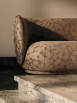 Ferm Living Rico Sofa 2, Utzon-Can Lis fra><noscript><img width=