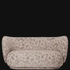 Ferm Living Rico Sofa 2-seater Cilla Taupe fra> Sofaer